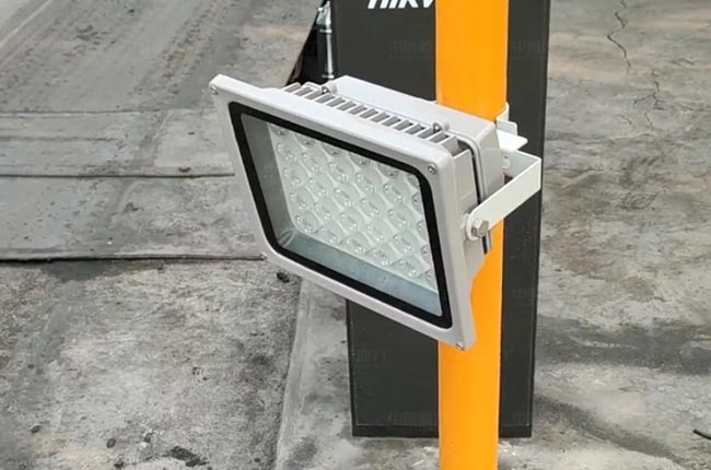 感應(yīng)補光燈