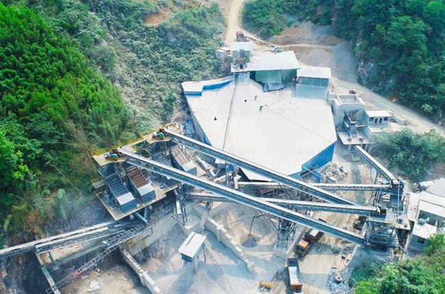 四川宜賓年產120萬噸石灰巖破碎生產線