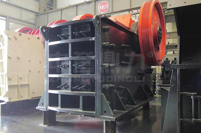 PE500��750�ʽ����C(j��)