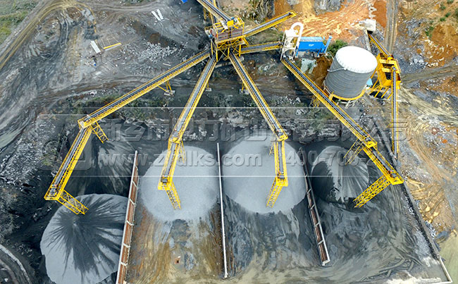 制砂生產(chǎn)線現(xiàn)場(chǎng) 制砂生產(chǎn)線現(xiàn)場(chǎng)