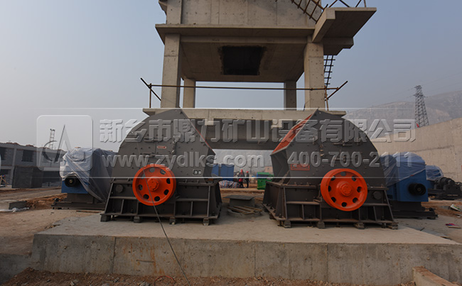 破碎機安裝現場 破碎機安裝現場