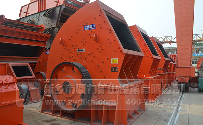 錘式破碎機(jī) 錘式破碎機(jī)