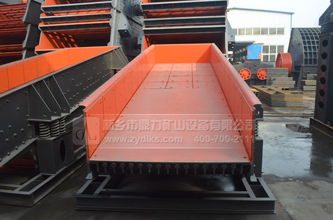 振動(dòng)給料機(jī) 振動(dòng)給料機(jī)