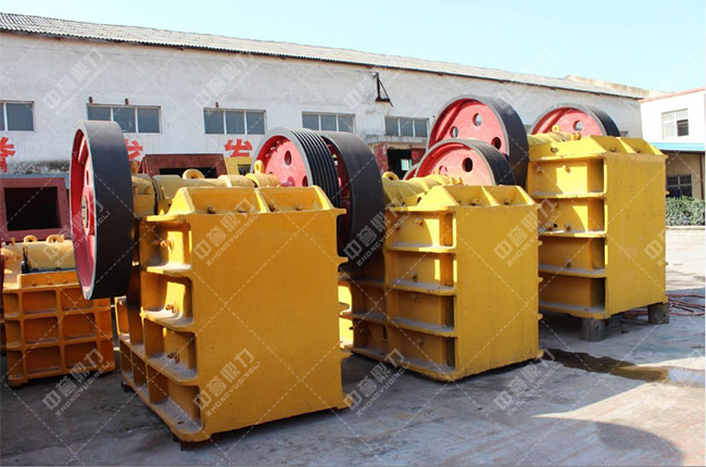 顎式破碎機(jī) 顎式破碎機(jī)