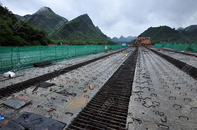 高速公路和道路建設 高速公路和道路建設
