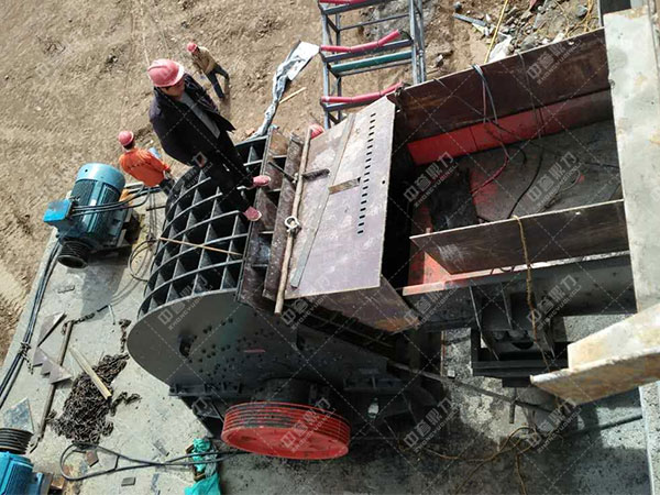 青石錘式破碎機 青石錘式破碎機