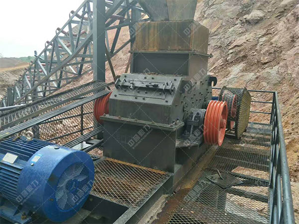 石灰石生產(chǎn)線制砂機(jī)設(shè)備 石灰石生產(chǎn)線制砂機(jī)設(shè)備
