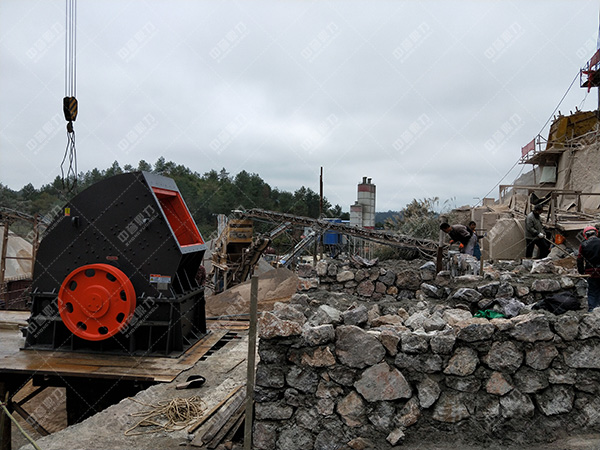 錘式破碎機(jī)檢修