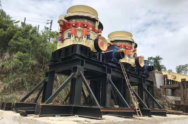 2200圓錐破碎機 2200圓錐破碎機