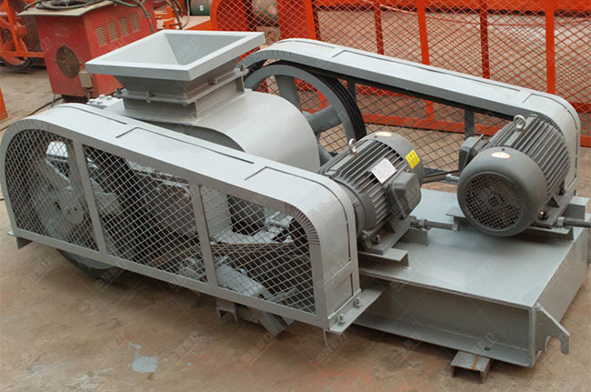 液壓對(duì)輥制沙機(jī) 液壓對(duì)輥制沙機(jī)