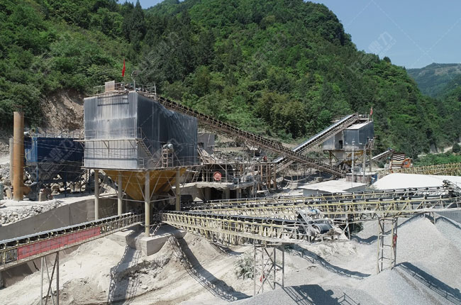四川廣元捷力礦業(yè)時(shí)產(chǎn)900噸石料生產(chǎn)線