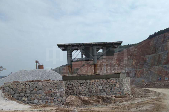 湖南婁底世瑞建材時(shí)產(chǎn)400噸的砂石料場(chǎng)生產(chǎn)線